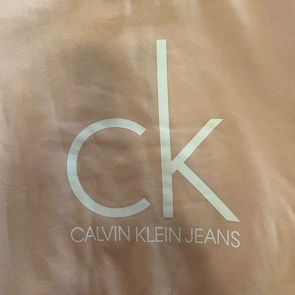 Pink Calvin Klein crew neck sweatshirt size medium - Picture 3 of 4